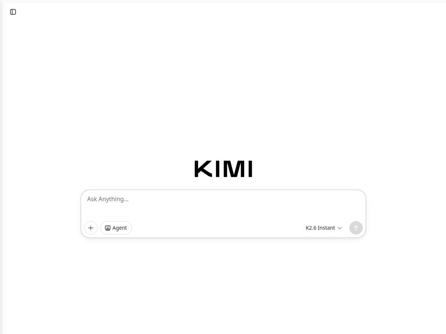 צילום מסך של דף הבית הרשמי של Kimi עם לוגו KIMI, שורת צ'אט ובורר המודל